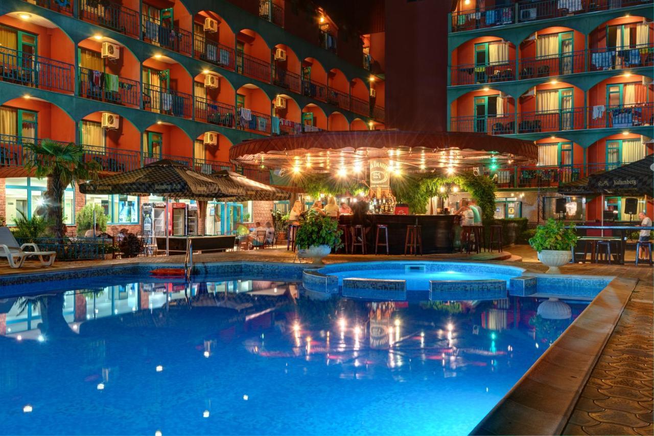 Hotel Kokiche ساني بيتش المظهر الخارجي الصورة