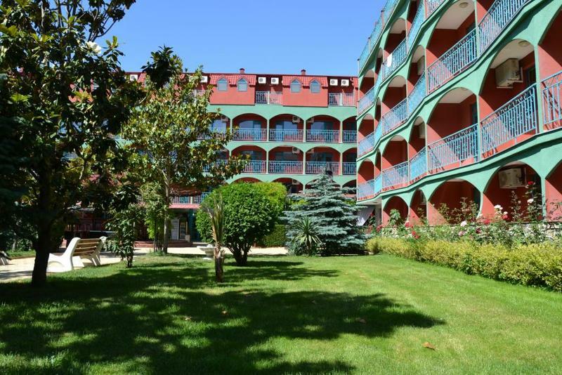 Hotel Kokiche ساني بيتش المظهر الخارجي الصورة
